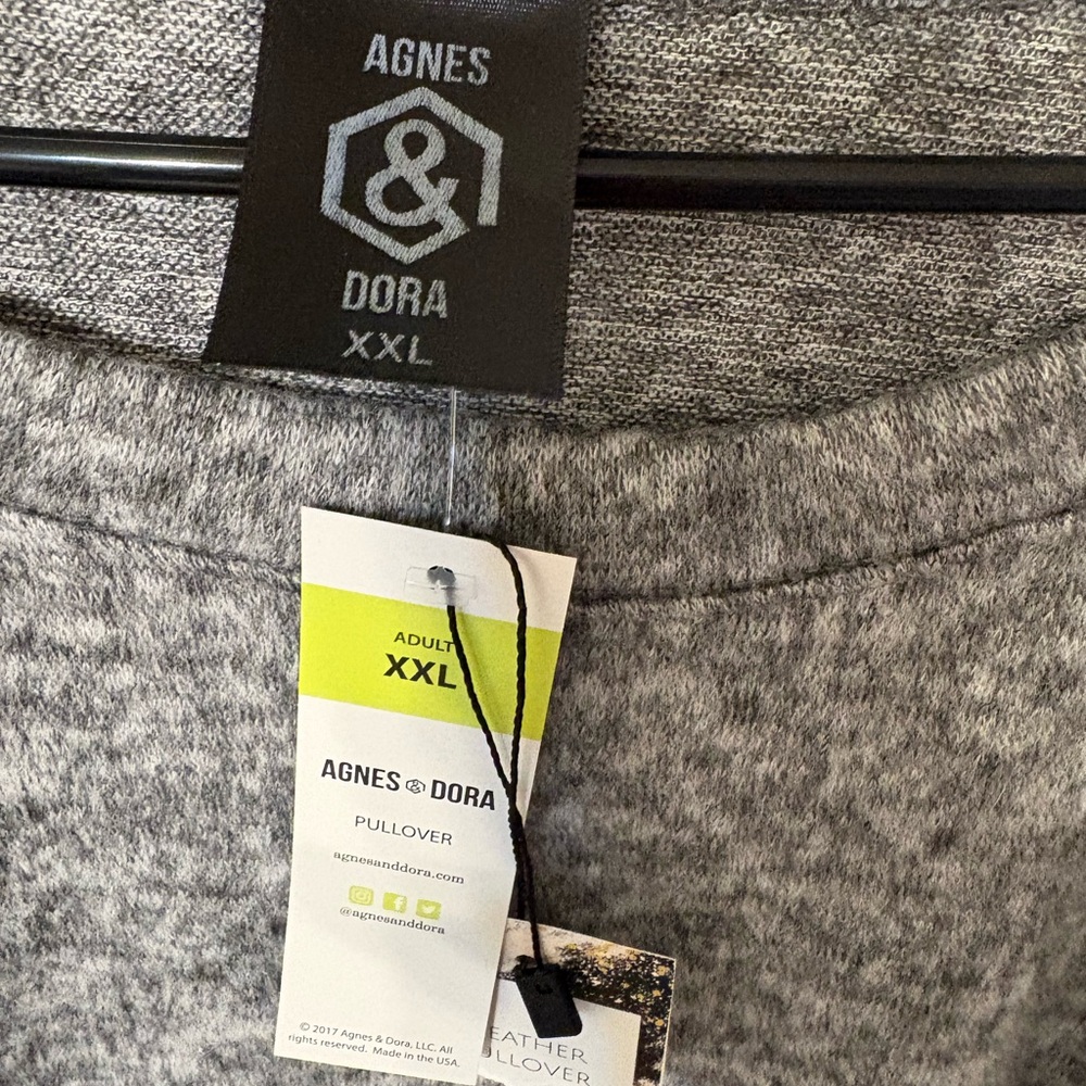 Agnes & Dora Heather Gray Crew Neck Cropped Sweater. NWT. - Picture 14 of 14